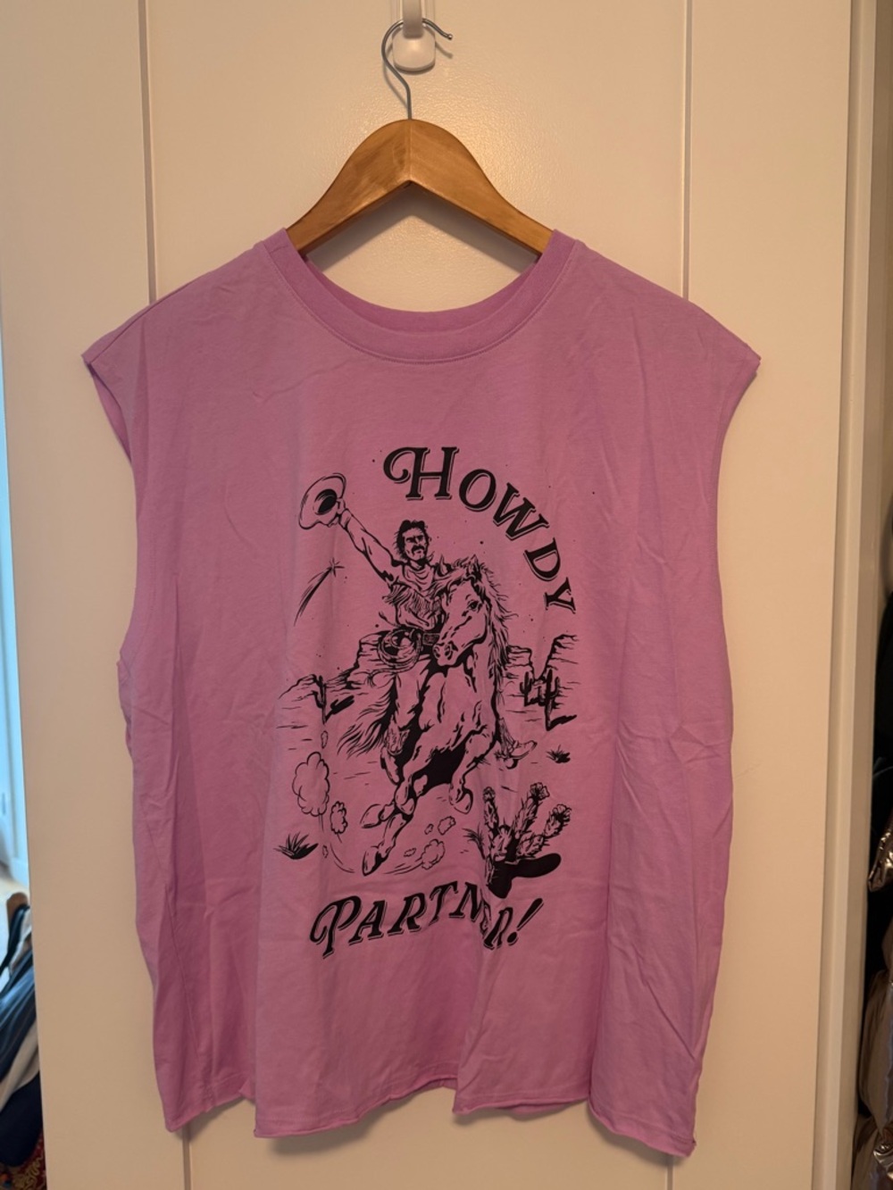 Lavender Sleeveless Graphic Tee - "Howdy Partner"